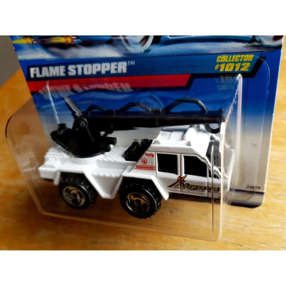 Vintage 1999 Hot Wheels FLAME STOPPER White #1012 MAINLINE 1:64 SB MALAYSIA VAR!